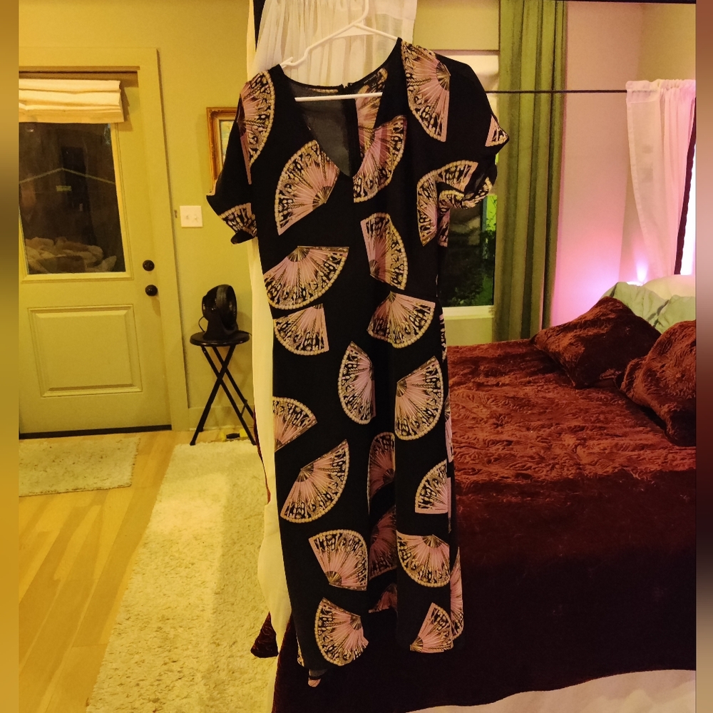 Ann Taylor Black and Pink Fan dress, size 14